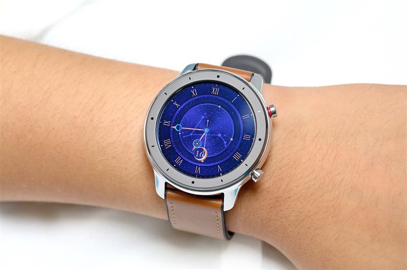 Đồng hồ thông minh Huami Amazfit GTR