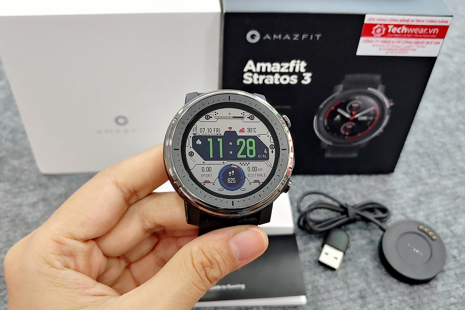 Đồng hồ thông minh Huami Amazfit Stratos 3