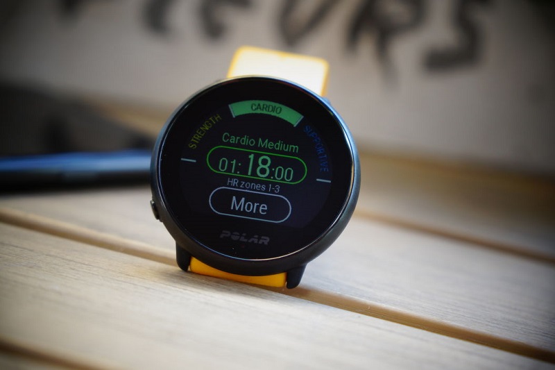 Đồng hồ Polar Ignite