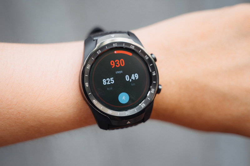 Đồng hồ thông minh Ticwatch Pro