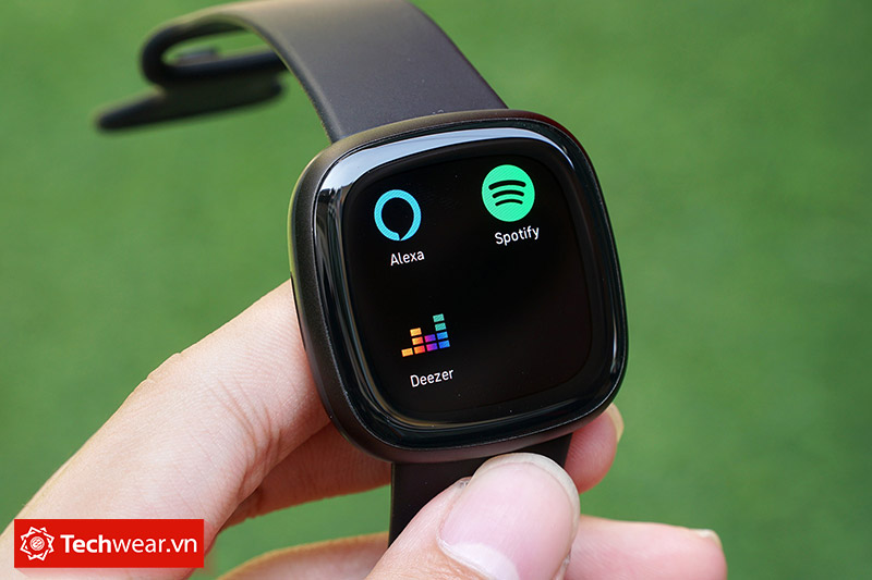 Đồng hồ thông minh Fitbit Versa 3