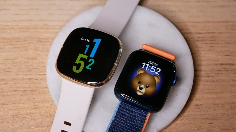 Đồng hồ Fitbit Sense vs Apple Watch Series 6