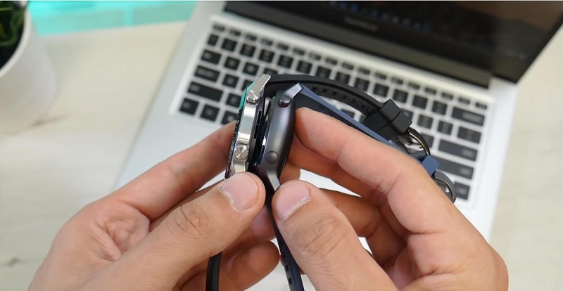 So sánh đồng hồ Huawei Watch GT 2 và Huami Amazfit GTR