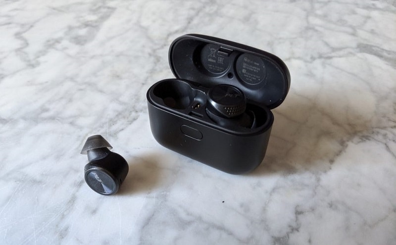 Tai nghe thể thao Plantronics BackBeat PRO 5100