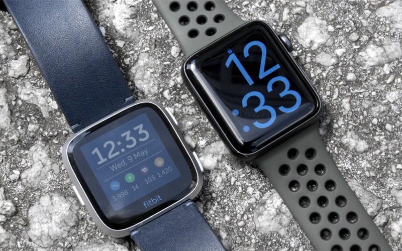 fitbit vs apple watch pantip