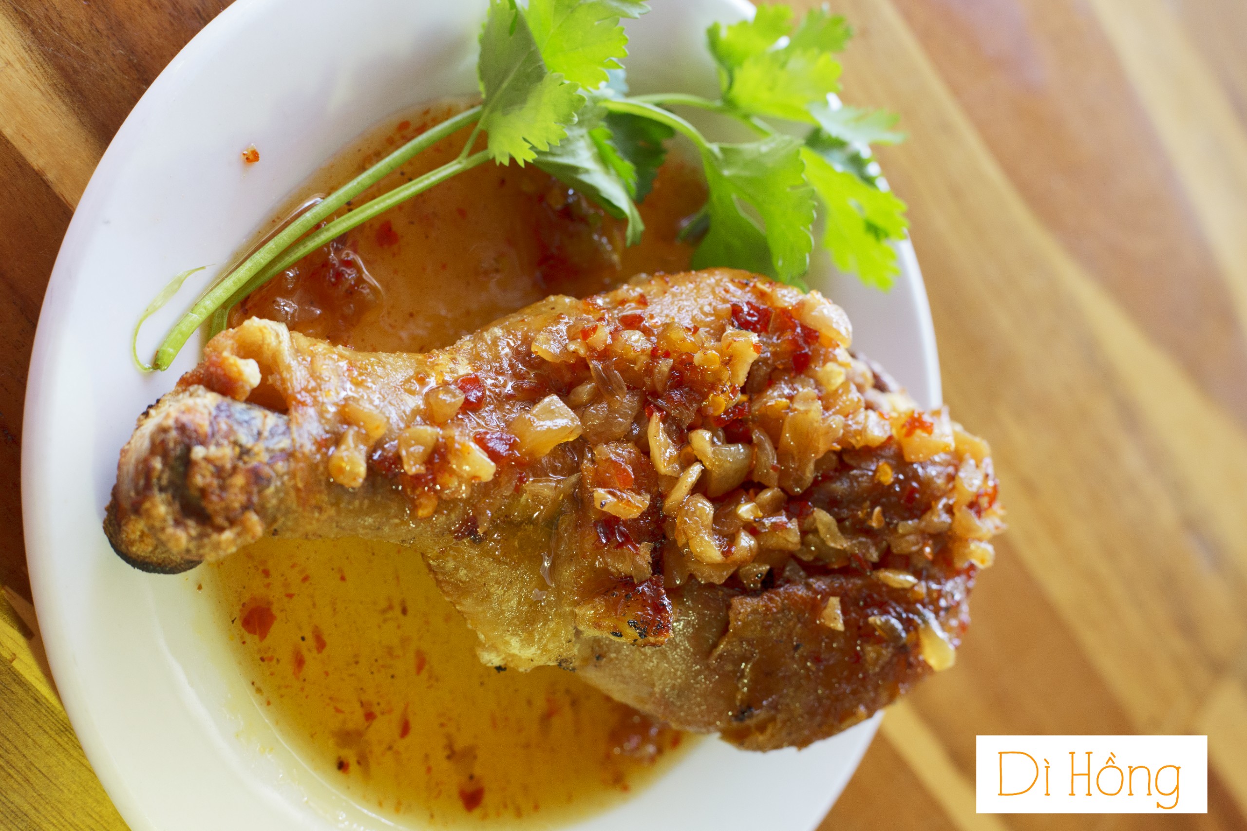 Đùi gà chiên nước mắm