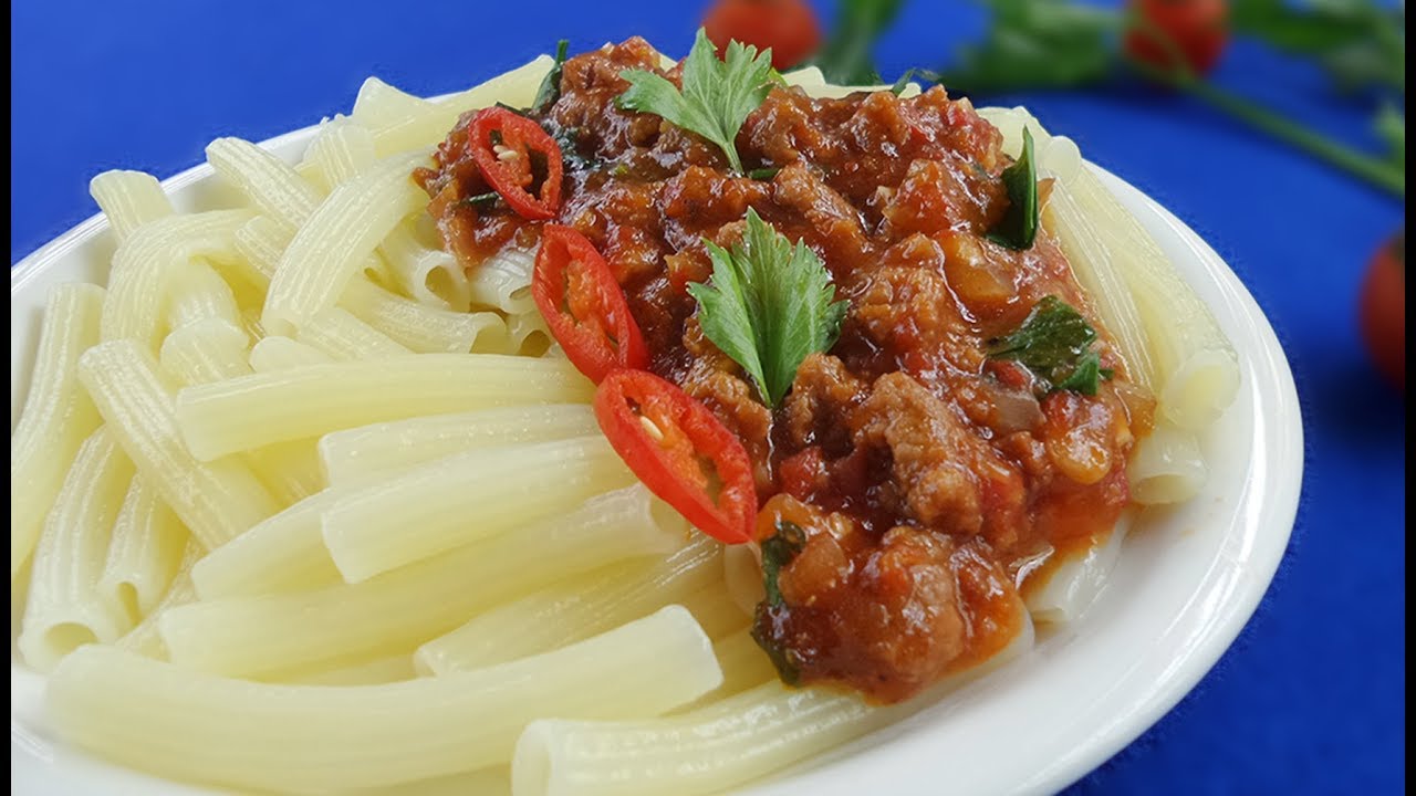 Nui sốt thịt bằm