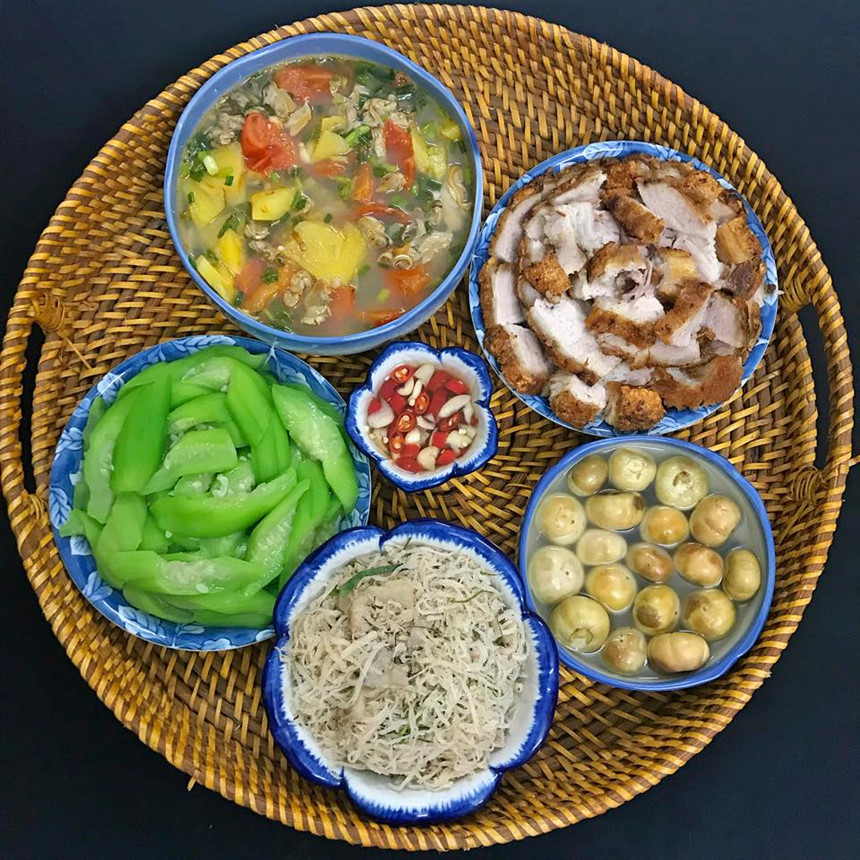 Gợi ý mâm cơm gia đình ngon và đơn giản - Nghệ Thuật Bếp