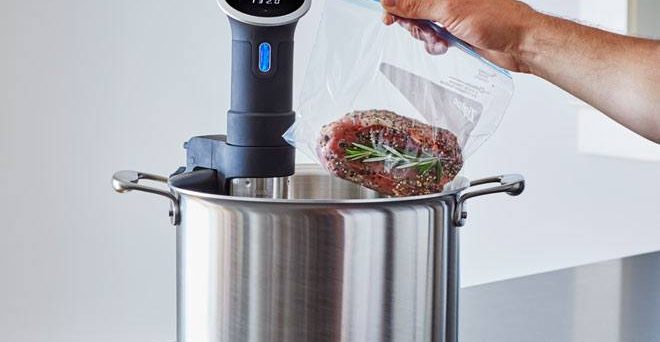 Sous vide – Kỹ thuật nấu chậm mới trong thế giới ẩm thực