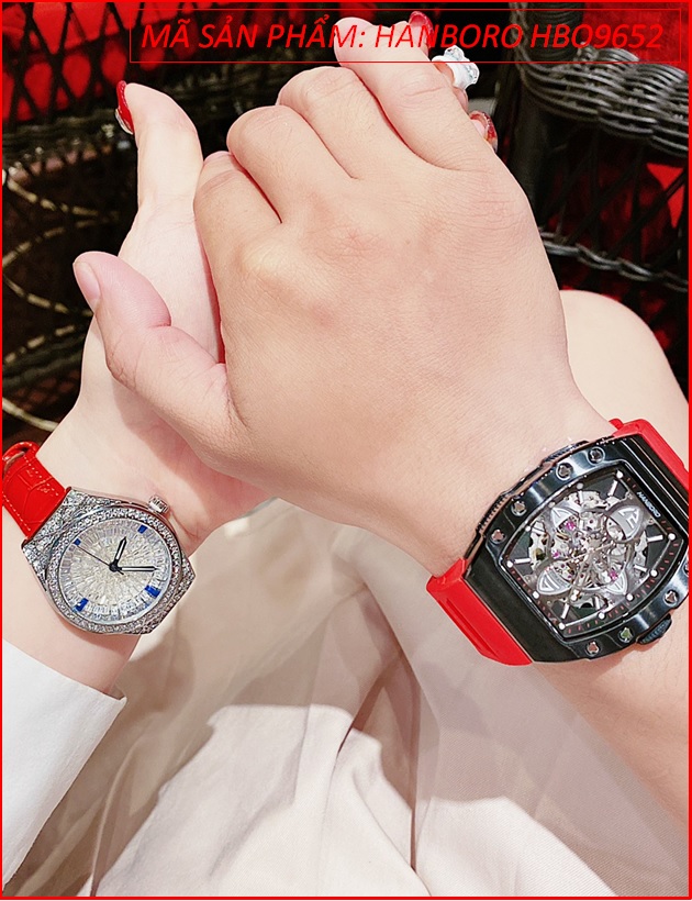 dong-ho-cap-doi-hanboro-automatic-mat-den-dinh-da-day-mau-do-timesstore-vn