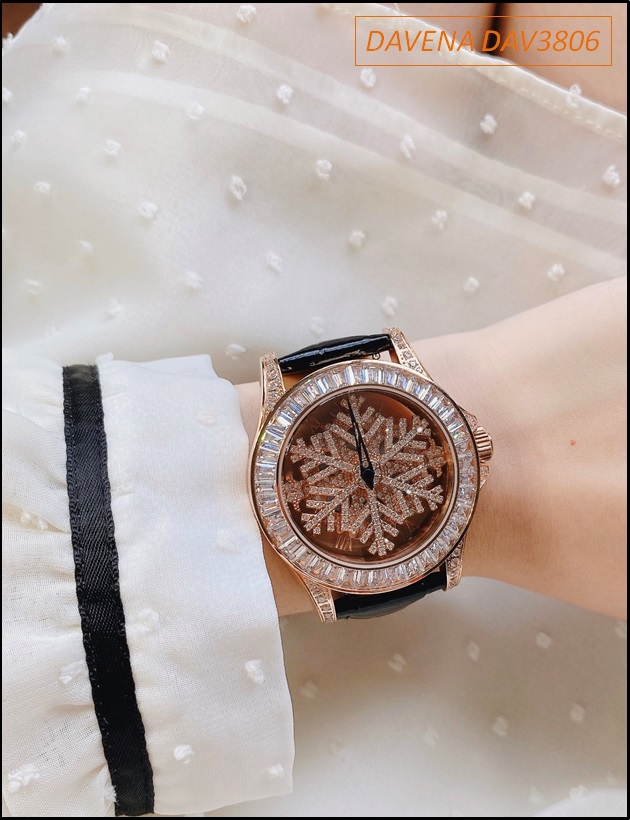 dong-ho-nu-davena-mat-xoay-bong-hoa-tuyet-da-swarovski-rose-gold-day-da-den-dep-gia-re-timesstore-vn