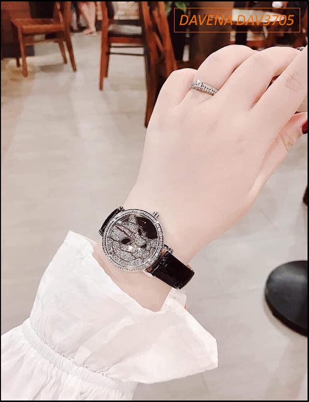 dong-ho-nu-davena-mat-bao-day-da-den-swarovski-dep-gia-re-timesstore-vn