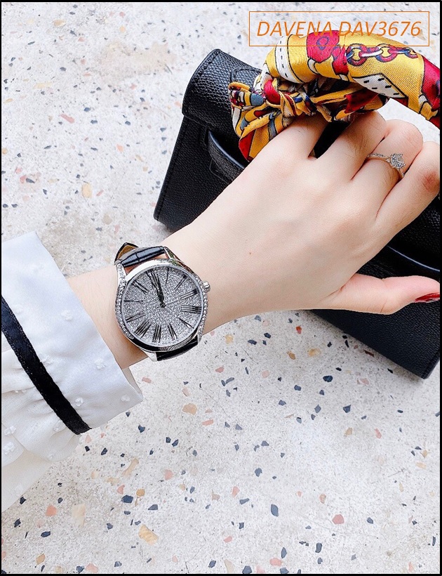 dong-ho-nu-davena-mat-tron-full-swarovski-pha-le-day-da-den-dep-gia-re-timesstore-vn