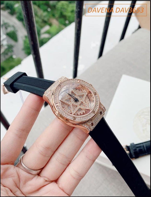 dong-ho-nu-davena-ngoi-sao-5-canh-mat-xoay-silicone-swarovski-rose-gold-dep-gia-re-timesstore-vn