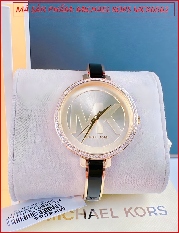 dong-ho-nu-michael-kors-jaryn-mat-tron-vang-gold-lac-tay-den-timesstore-vn