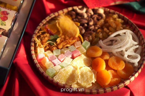 Bánh mứt là món quà Tết ý nghĩa cho nhân viên