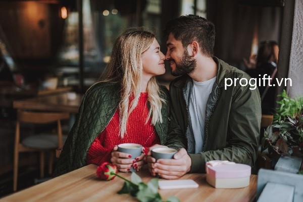 Đem trọn tình cảm của bạn vào câu chữ dành cho người mình yêu