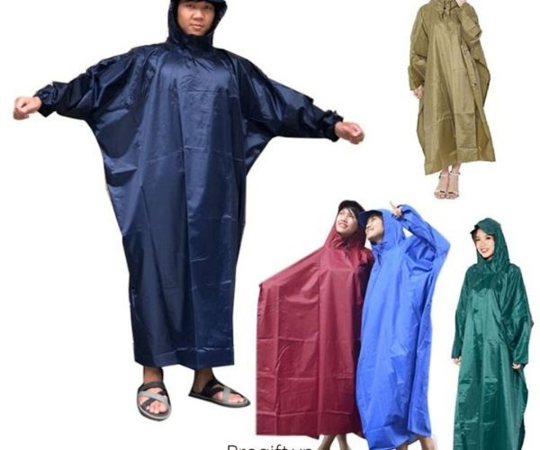 Nên cân nhắc nhiều yếu tố khi lựa chọn áo mưa