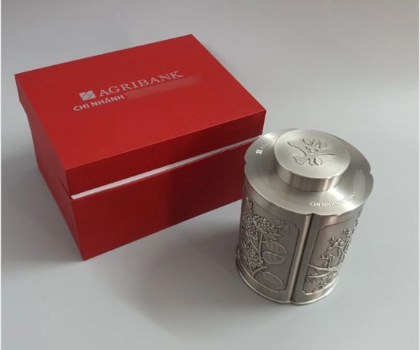 Mẫu hộp trà làm bằng kim loại 