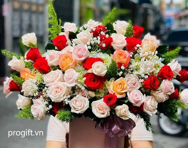 Hoa tươi là biểu tượng của sự khởi đầu tươi sáng 