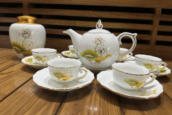 Bộ bình tách trà bình vàng kim hoa sen