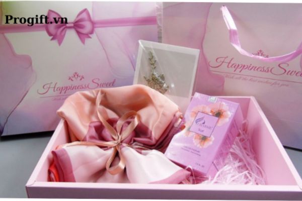 Nước hoa sẽ là quà tặng chia tay đồng nghiệp ý nghĩa nhất