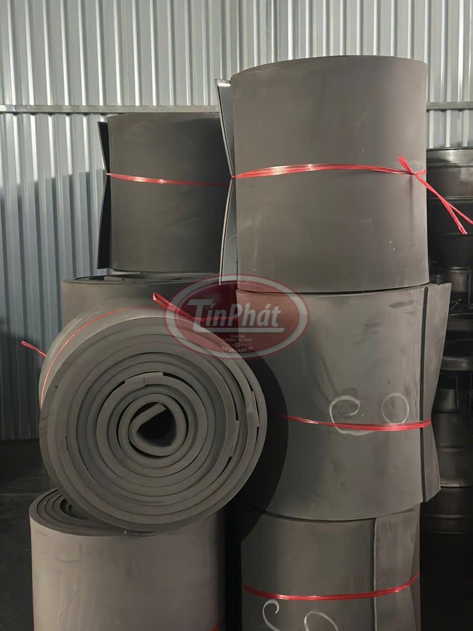 QUÂY ÚM GÀ CON XỐP LÌ - GIẢI PHÁP CHĂN NUÔI HIỆU QUẢ, BỀN VỮNG