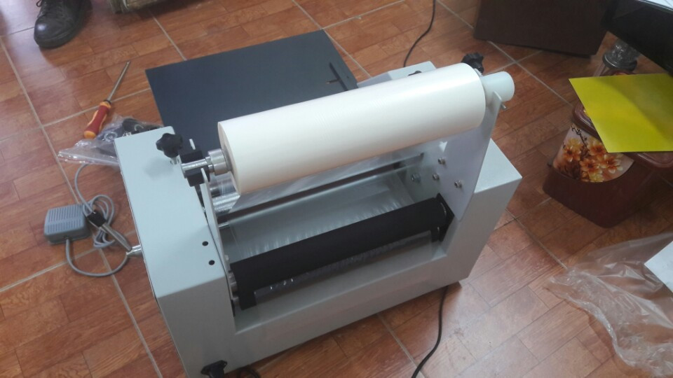 Máy cán màng F350 lô inox