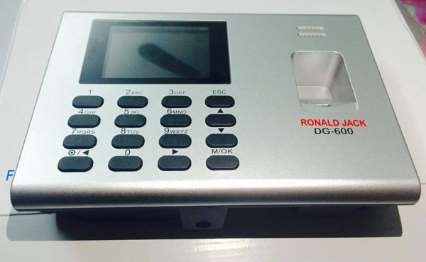 Máy chấm công vân tay Ronald Jack DG600
