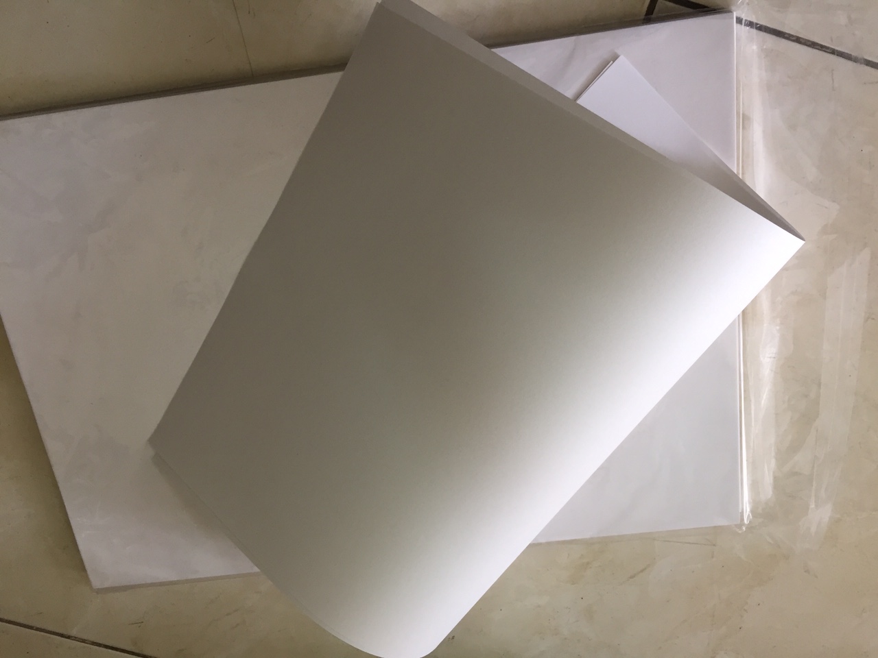Giấy in couche mờ định lượng 300g A4