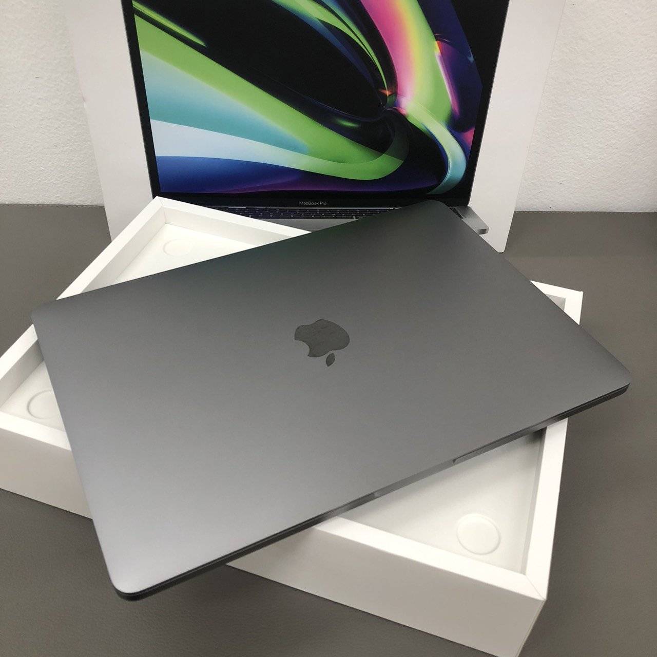Core I9 32 Gb Macbook Macbook Pro 15 Inch 2019 Core I9 32Gb 512GB SSD
