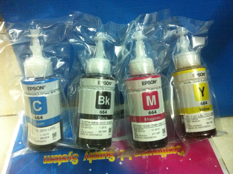 Mực in màu chính hãng sử dụng cho máy in Epson L360-Mực màu xanh