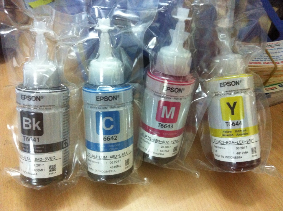 Mực nước in phun màu Epson T6641-Màu đen