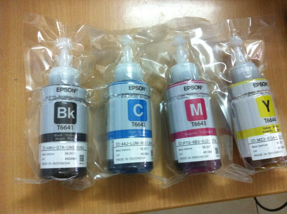 Mực nước in phun màu Epson T6641-Màu đen