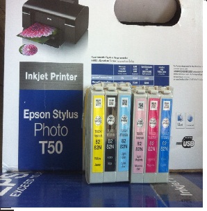 Mực in chính hãng Epson T50- màu xanh