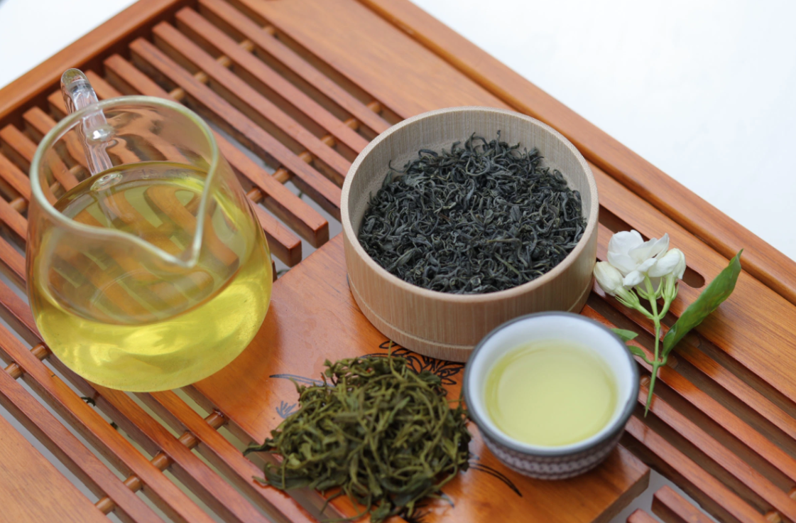 Loại trà được dùng khi ướp cùng hoa bưởi là đặc sản trà xanh Tân Cương, Thái Nguyên (Ảnh: sưu tầm)