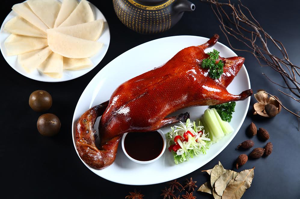 Vịt quay Bắc Kinh - món ngon nổi tiếng bậc nhất của nền ẩm thực Trung Quốc (Ảnh: sưu tầm)