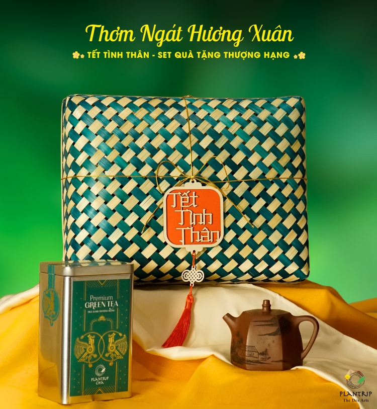 Set Quà Tết Tình Thân 2025 thuộc bộ sưu tập "Thơm Ngát Hương Xuân” 