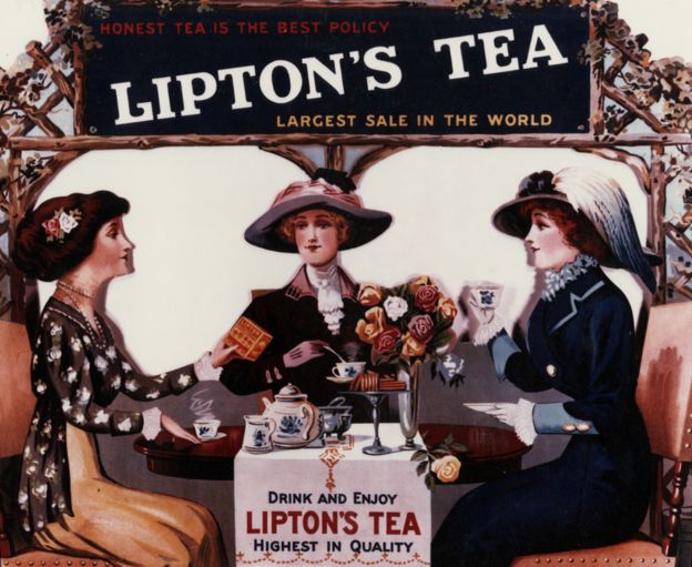Nhờ mức giá phải chăng, Thomas Lipton đã giúp trà đến gần hơn với thế giới (Ảnh: sưu tầm) 