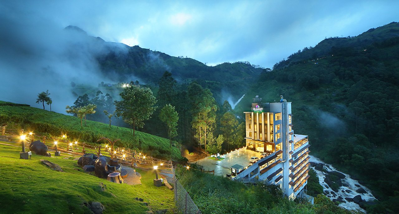 Toàn cảnh vẻ đẹp ngoạn mục của khu nghỉ dưỡng Blanket Hotel & Spa (Ảnh: sưu tầm)