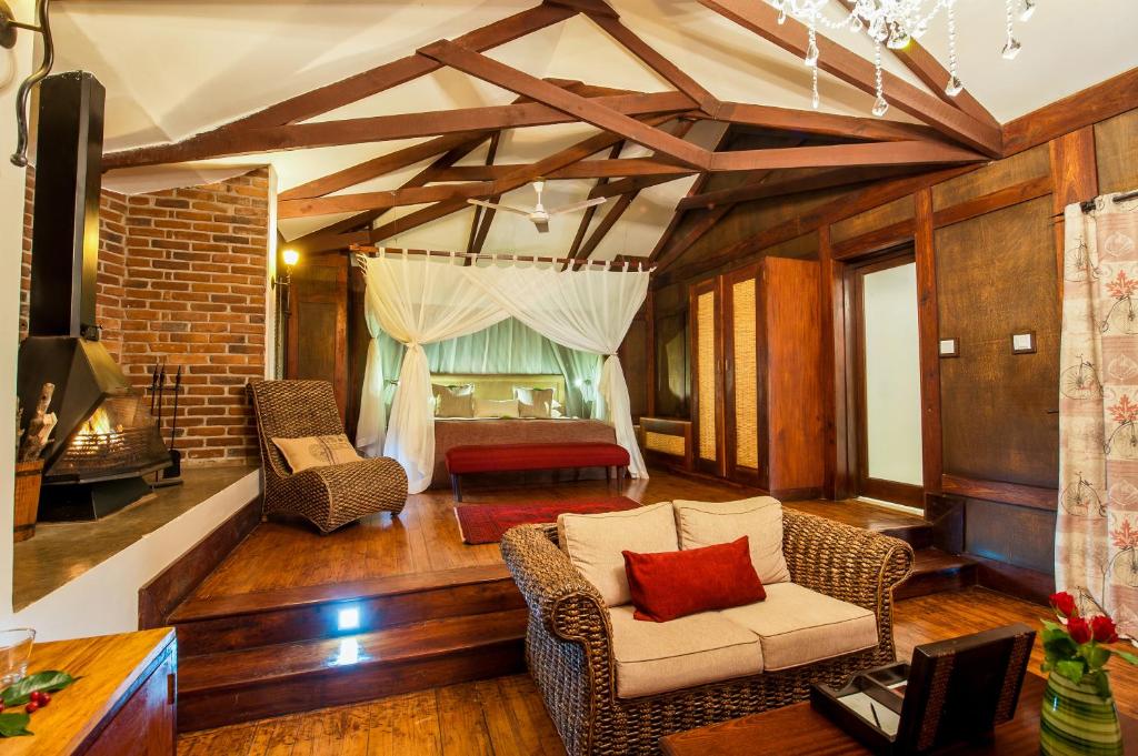 Phòng nghỉ tiện nghi và không gian ấm cúng của resort Elewana Arusha Coffee Lodge (Ảnh: sưu tầm)