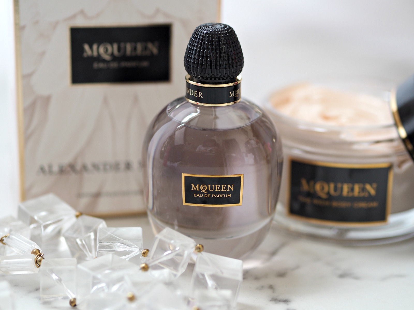 Nước hoa Alexander Mcqueen Sacred Osmanthus - tinh phẩm dành cho phái nữ (Ảnh: sưu tầm)