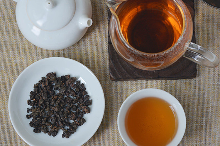 Trà Oolong được mênh danh là “Vua của các loại trà trên thế giới”, bởi hương vị tự nhiên của nó và ngoài ra có còn có công dụng vô cùng quý giá - Ảnh: Sưu tầm