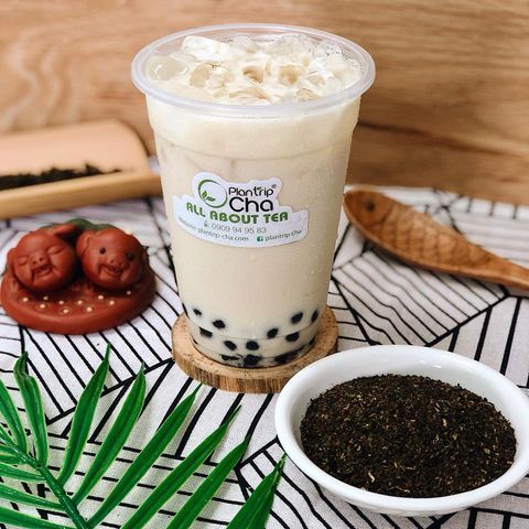 Trà sữa trân châu đen pha từ cốt trà Oolong Đen Khói