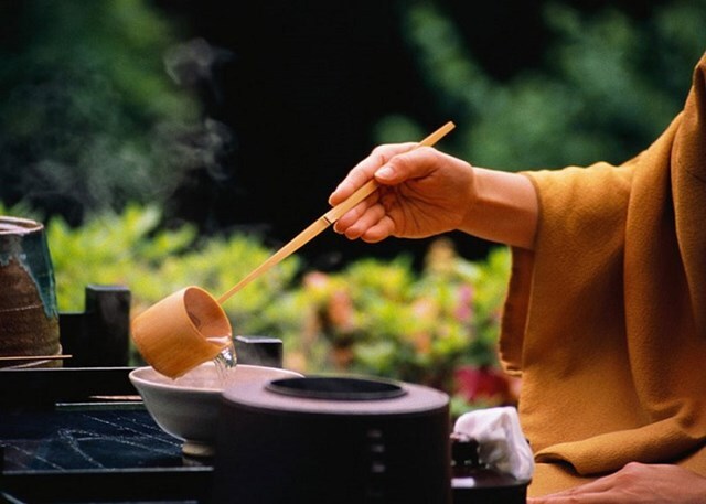 Văn hóa trà được hình thành khá lâu đời và là thức uống không thể thiếu tại các nghi lễ ở Hàn Quốc (Ảnh: sưu tầm)