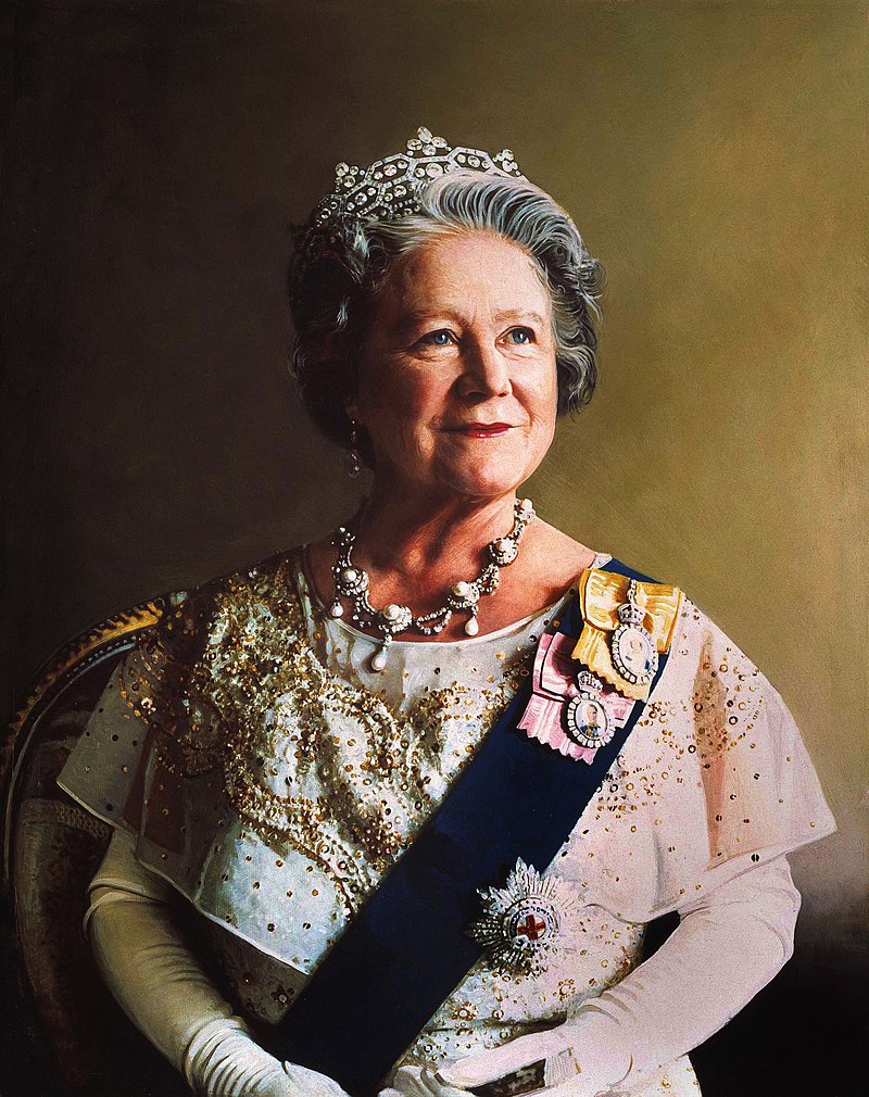Chân dung nữ hoàng Elizabeth Bowes-Lyon - người đã trồng hoa trà trong tất cả các mảnh vườn của mình (Ảnh: sưu tầm)