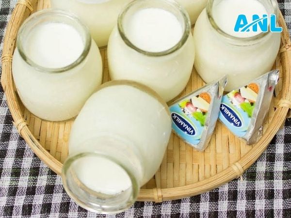 Làm sữa chua phô mai có khó không