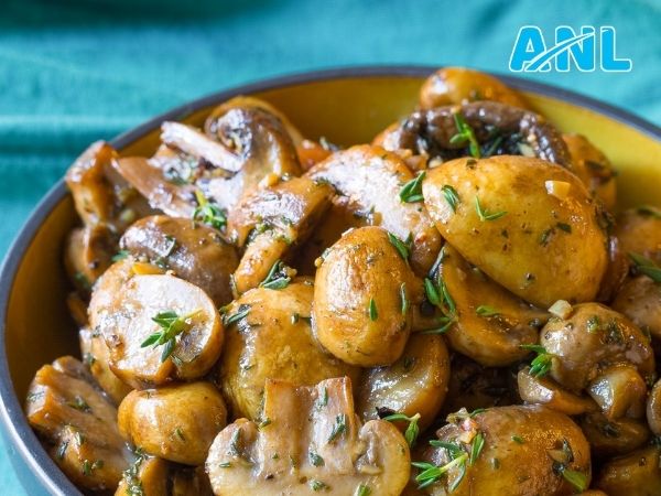 Nấm sốt bơ tỏi chấm bánh mì