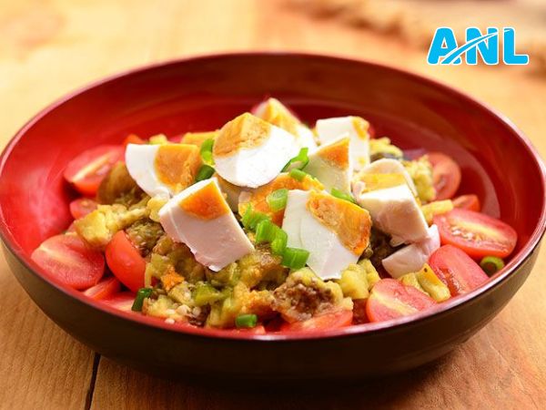 Salad trứng muối