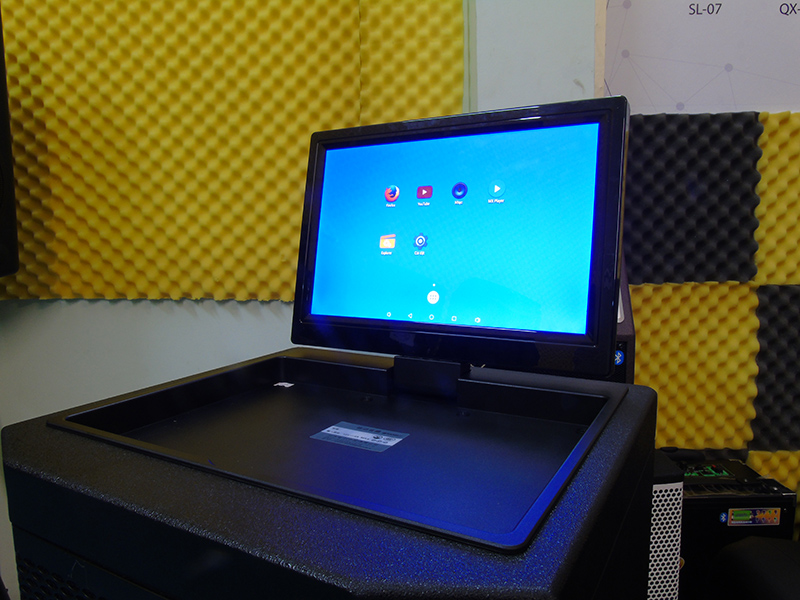 loa sansui cảm ứng